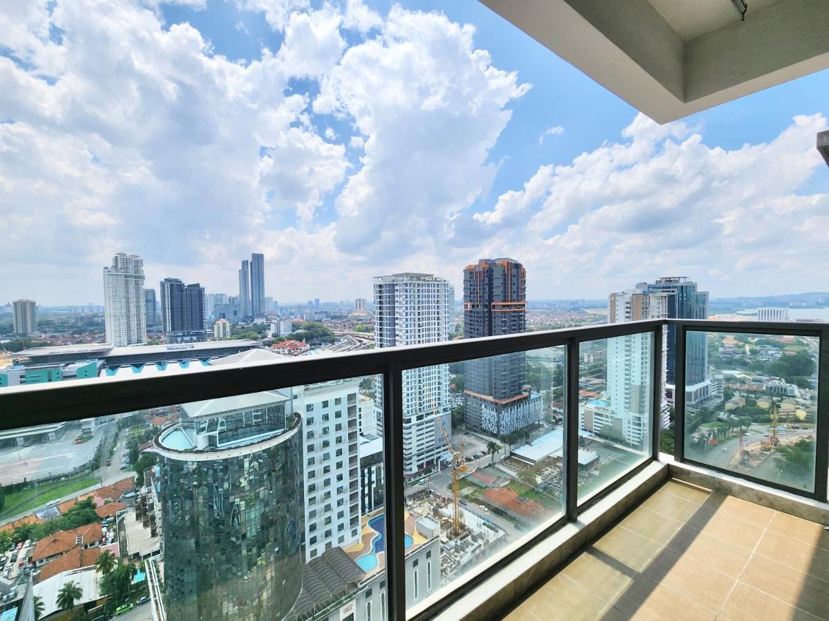 R&F Princess Cove Ciq Premium Sea & City View Suites By Neo Johor Bahru Exteriör bild